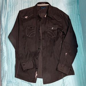 Roar Foundation Men’s XL shirt